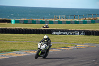 anglesey-no-limits-trackday;anglesey-photographs;anglesey-trackday-photographs;enduro-digital-images;event-digital-images;eventdigitalimages;no-limits-trackdays;peter-wileman-photography;racing-digital-images;trac-mon;trackday-digital-images;trackday-photos;ty-croes